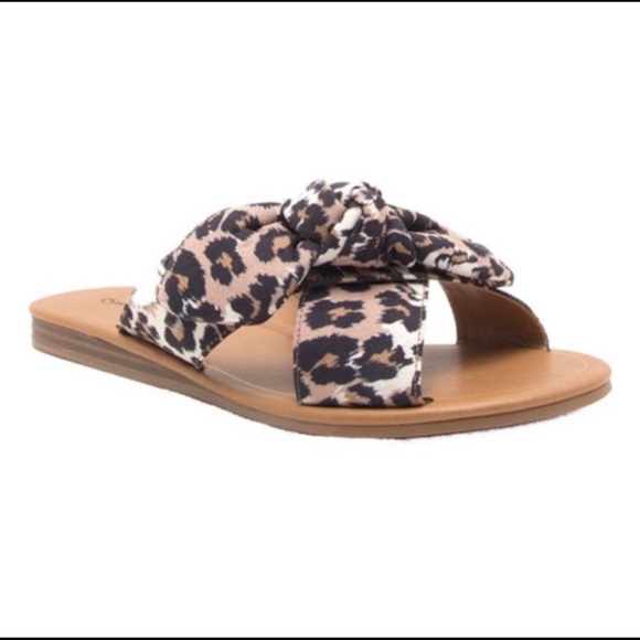 Leopard Print Slide Sandals with Bow - Picture 2 of 6